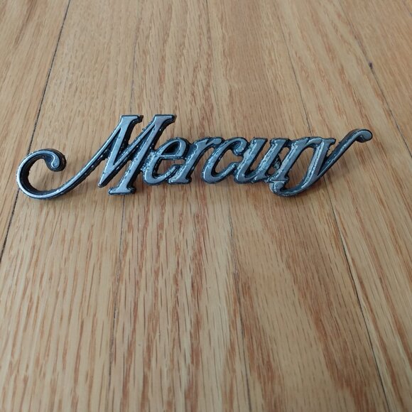 Vintage Ford Mercury Car Emblem - Picture 10 of 12